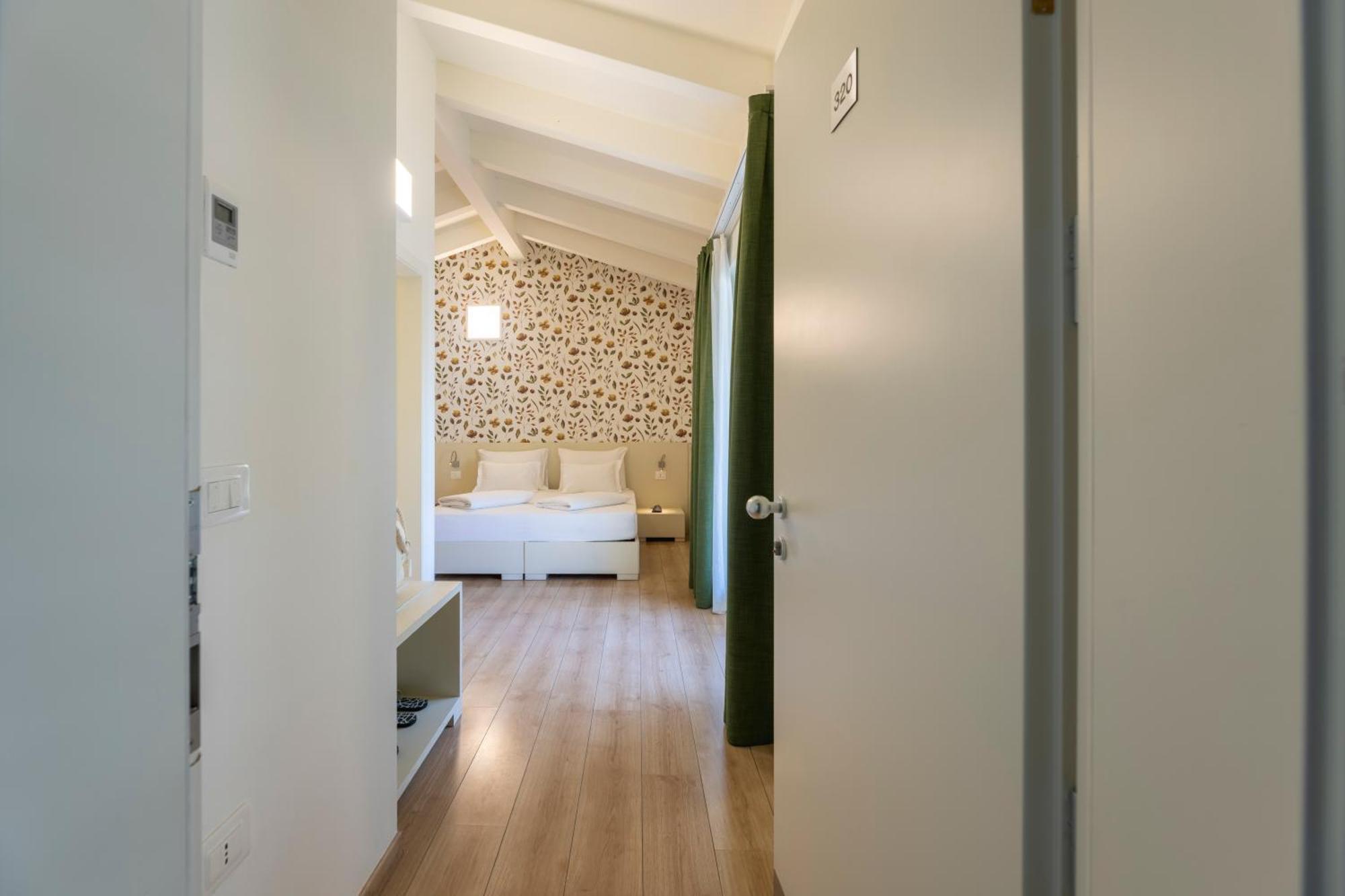 Hi Hotels Torbole - Pool & Spa Torbole Sul Garda Eksteriør bilde